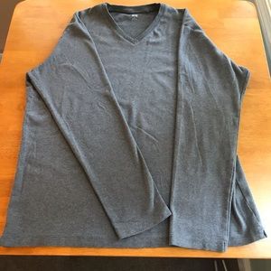 Uniqlo Long Sleeve V-Neck Thermal Shirt XL